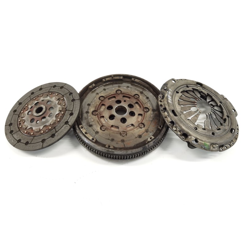 Clutch kit Volkswagen Golf IV berlina (1J1) | Becerril Scrap Yard