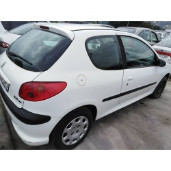 peugeot 206 berlina del año 2005