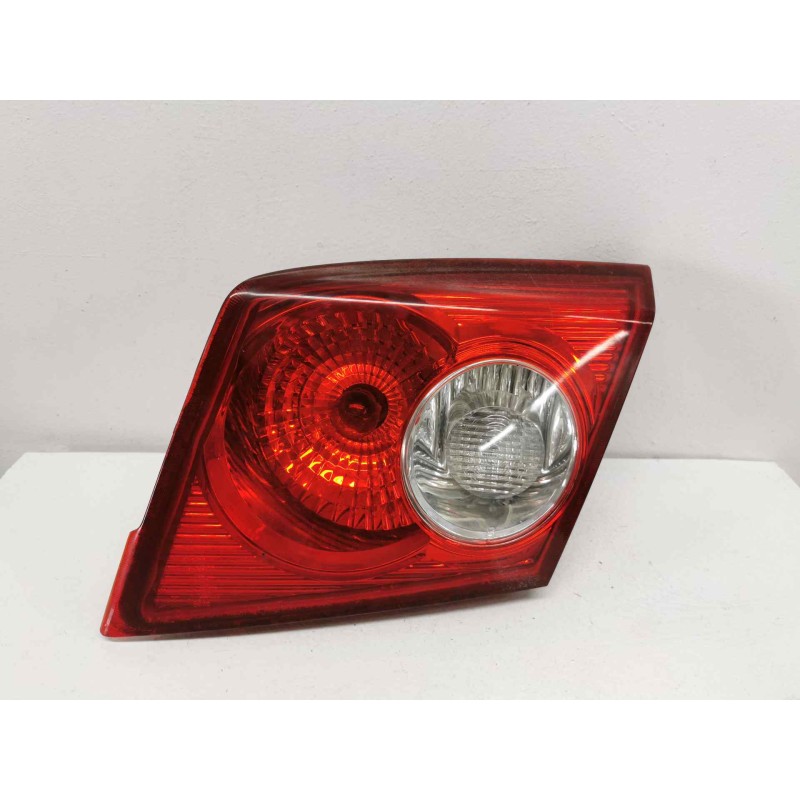 Recambio de piloto trasero central derecho para chevrolet lacetti sx referencia OEM IAM Recambio de piloto trasero central derecho para chevrolet lacetti sx referencia OEM IAM