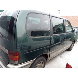 nissan serena (c23m) del año 2000
