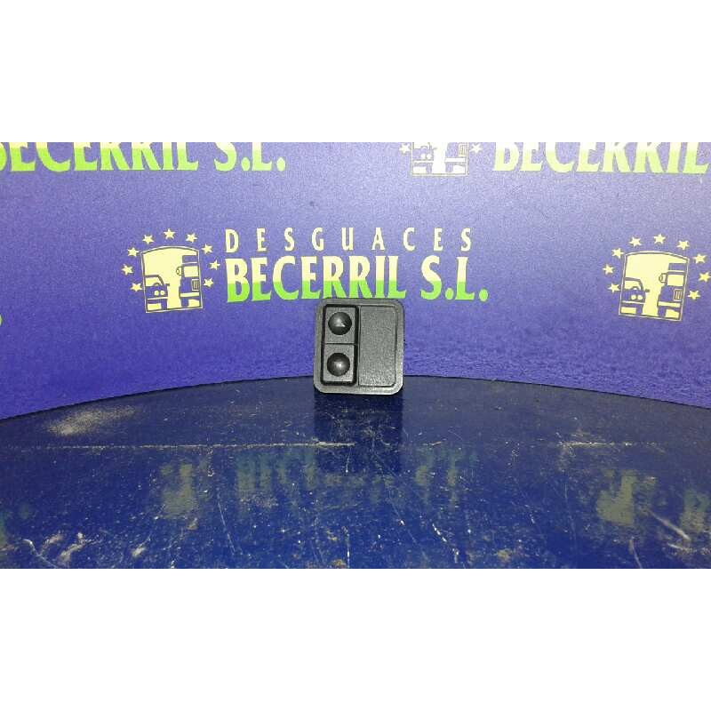 Recambio de mando elevalunas delantero derecho para ford orion referencia OEM IAM Recambio de mando elevalunas delantero derecho para ford orion referencia OEM IAM