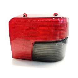 Recambio de piloto trasero derecho para peugeot 205 berlina referencia OEM IAM 67622549  