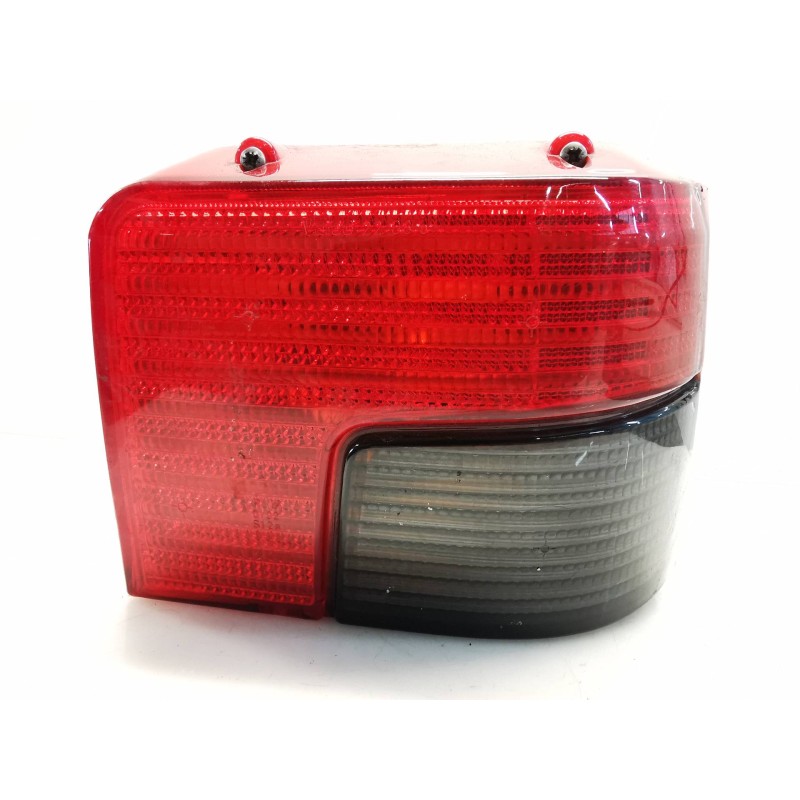 Recambio de piloto trasero derecho para peugeot 205 berlina referencia OEM IAM 67622549 Recambio de piloto trasero derecho para peugeot 205 berlina referencia OEM IAM 67622549