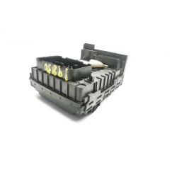 Boîte de relais / fusibles Volkswagen Touran (1T1, 1T2) | Desguace Becerril