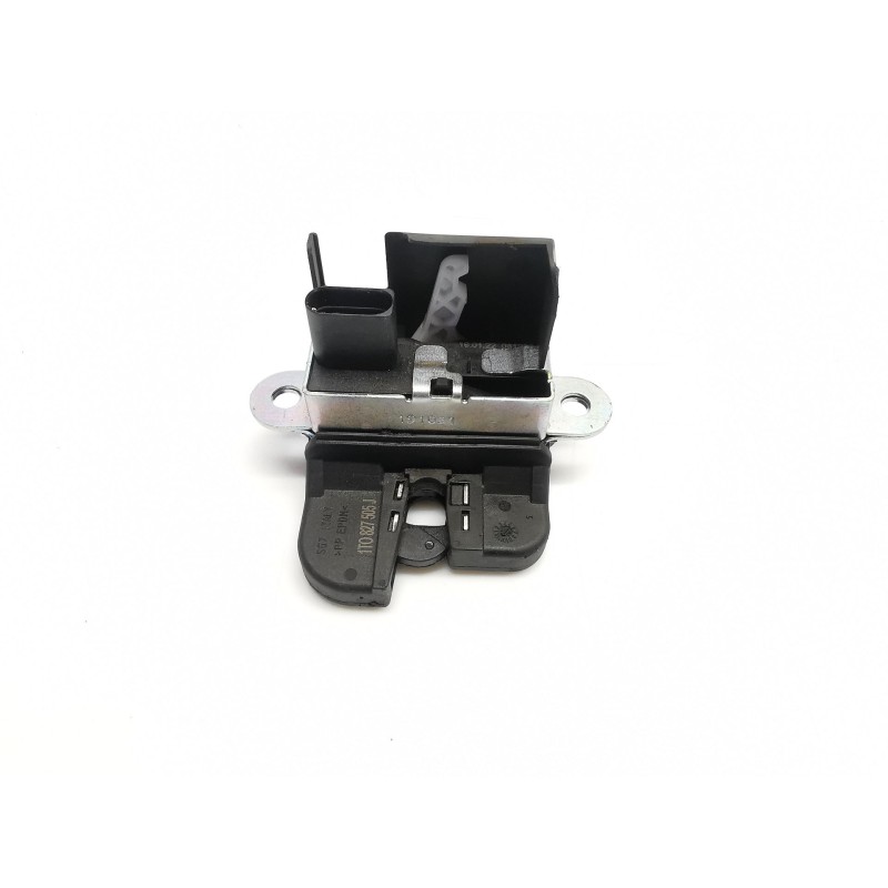 Trunk / tailgate lock Volkswagen Touran (1T1, 1T2) | Becerril Scrap Yard Trunk / tailgate lock Volkswagen Touran (1T1, 1T2) | Becerril Scrap Yard