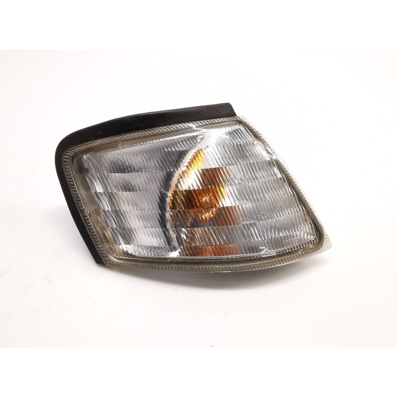 Vorderer rechter Scheinwerfer Nissan Primera hatchback (P11) | Desguace Becerril Vorderer rechter Scheinwerfer Nissan Primera hatchback (P11) | Desguace Becerril