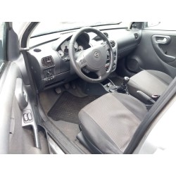 opel corsa c (x01) del año 2006