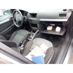 opel astra h gtc (a04) del año 2005