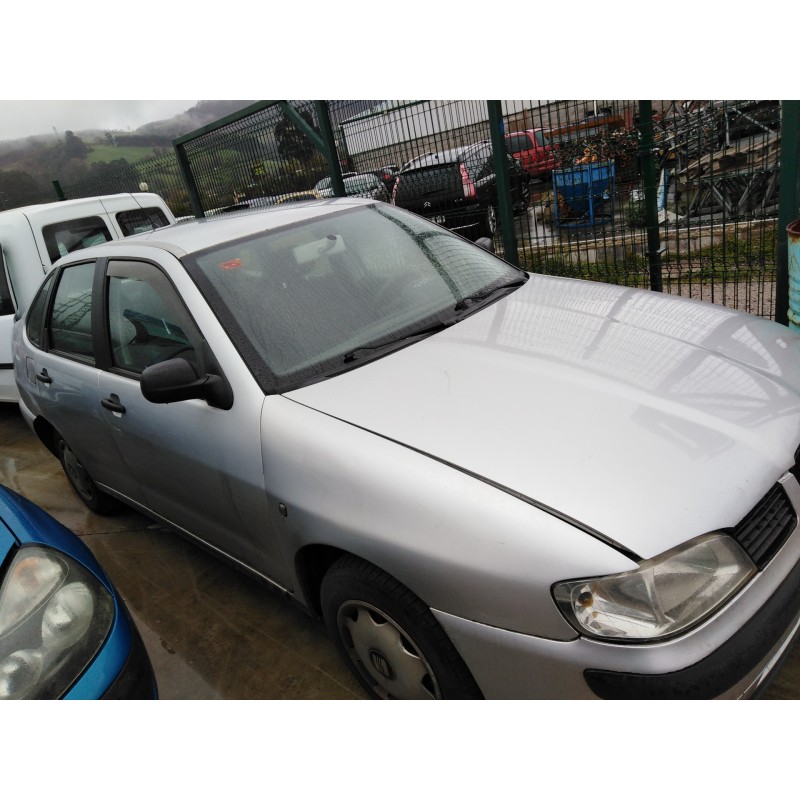 seat cordoba berlina (6k2) del año 1999