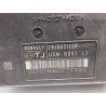 Relay / fuse box Renault Megane III hatchback (BZ0/1_, B3_) | Becerril Scrap Yard