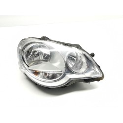 Phare droit Volkswagen Polo IV sedan (9A4, 9A2, 9N2, 9A6) | Desguace Becerril