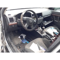 opel vectra c berlina del año 2004