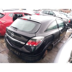 opel astra h gtc (a04) del año 2008