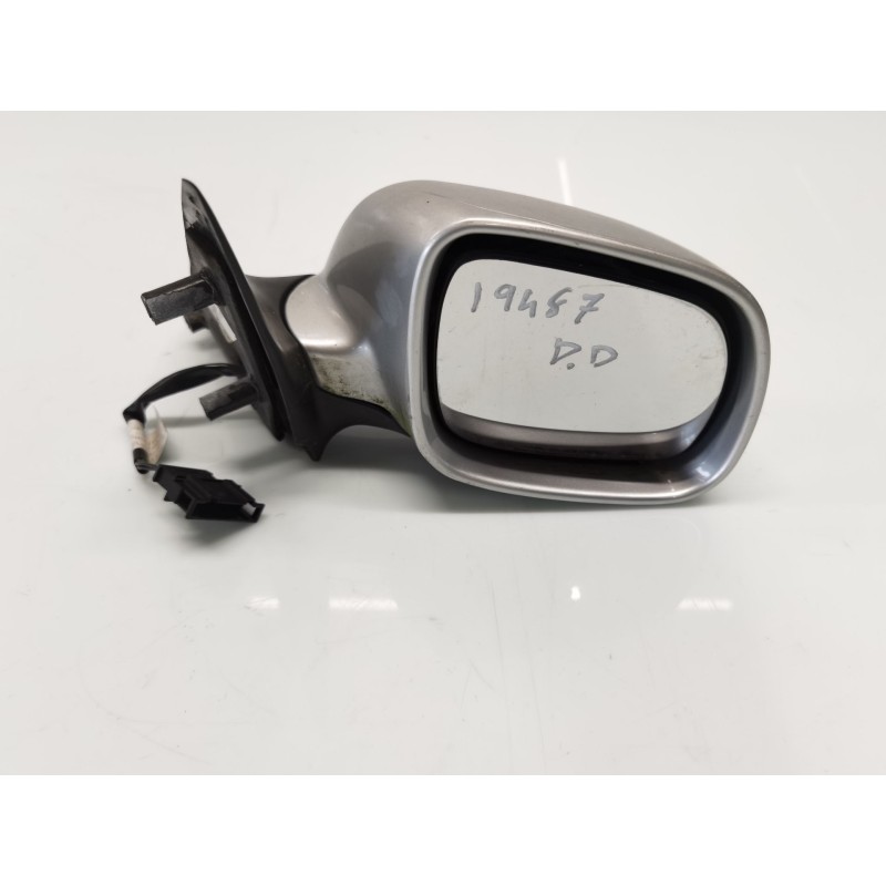 Retrovisor direito Skoda Octavia I (1U2) | Desguace Becerril Retrovisor direito Skoda Octavia I (1U2) | Desguace Becerril