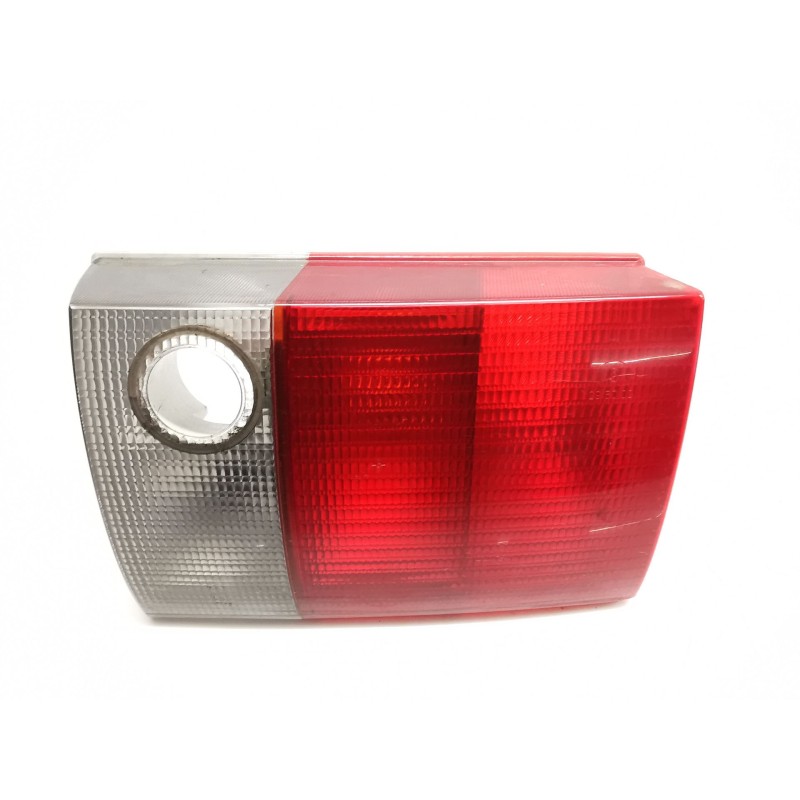 Right central rear light Audi 80 B4 avant (8C5) | Becerril Scrap Yard Right central rear light Audi 80 B4 avant (8C5) | Becerril Scrap Yard