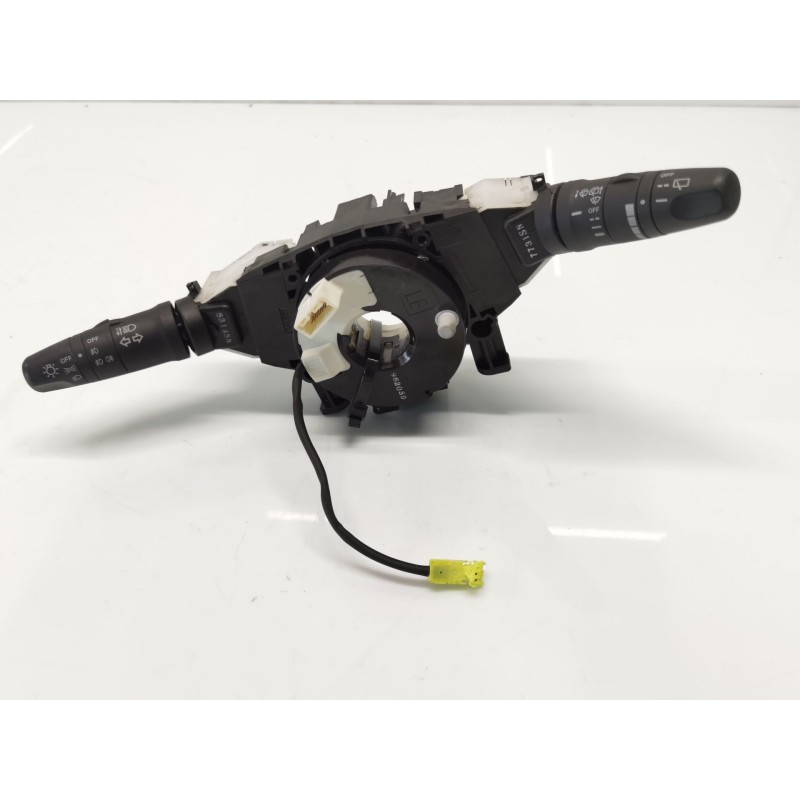 Multifunction steering wheel Nissan Micra III (K12) | Becerril Scrap Yard Multifunction steering wheel Nissan Micra III (K12) | Becerril Scrap Yard