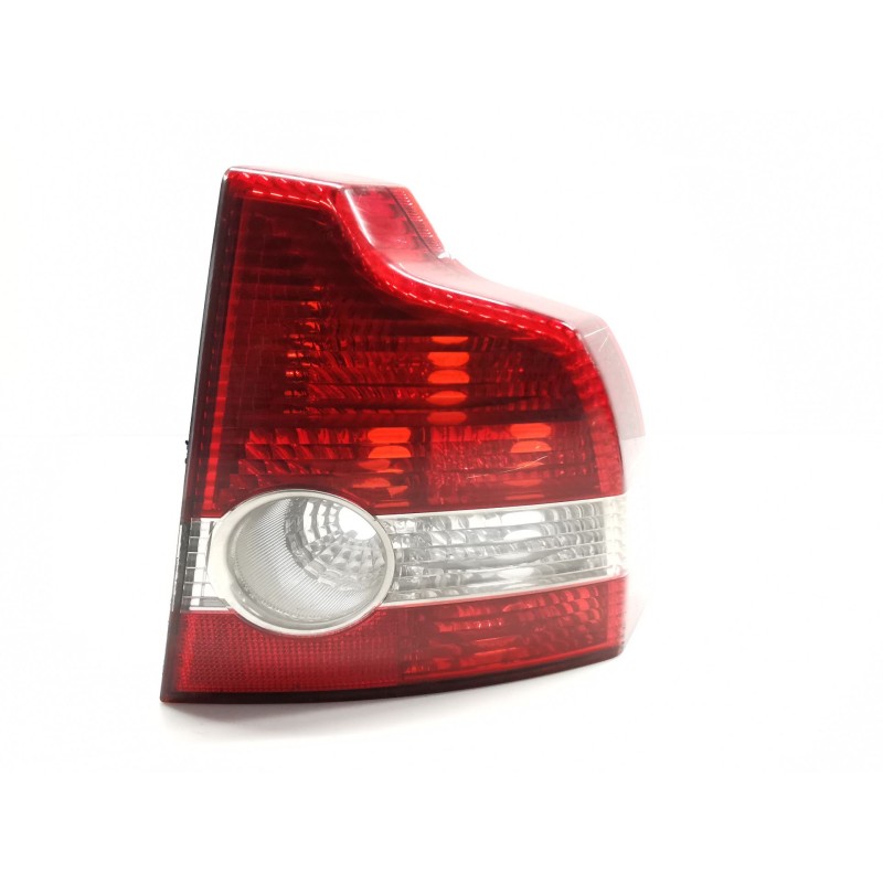 Feu arrière droit Volvo S40 II (544) | Desguace Becerril Feu arrière droit Volvo S40 II (544) | Desguace Becerril
