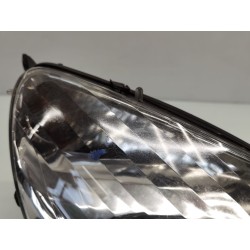 Right headlight Peugeot 607 (S1) | Becerril Scrap Yard