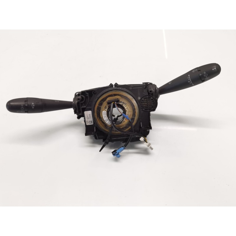 Recambio de com 2000 para citroën c3 lx referencia OEM IAM 96667323XT  