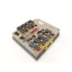 Relay / fuse box Renault Clio III (BR0/1, CR0/1) | Becerril Scrap Yard