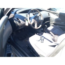 nissan primera hatchback (p12) del año 2004