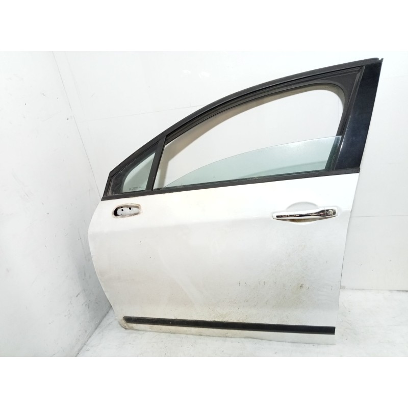 Left front door CITROEN C5 berlina | Becerril Scrap Yard Left front door CITROEN C5 berlina | Becerril Scrap Yard