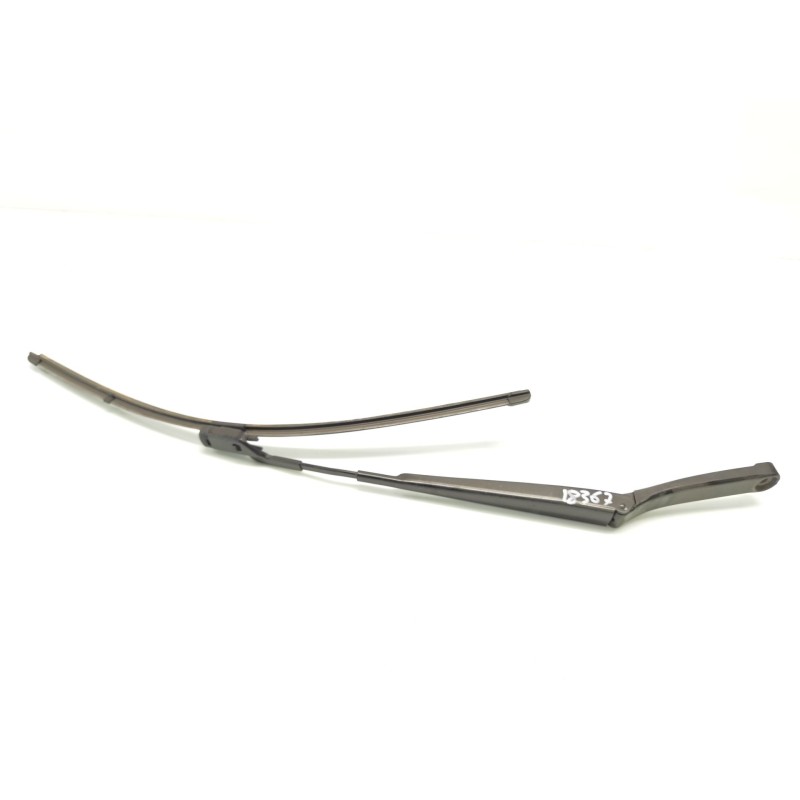 Left front windshield wiper arm Seat Ibiza (6J5) | Becerril Scrap Yard Left front windshield wiper arm Seat Ibiza (6J5) | Becerril Scrap Yard