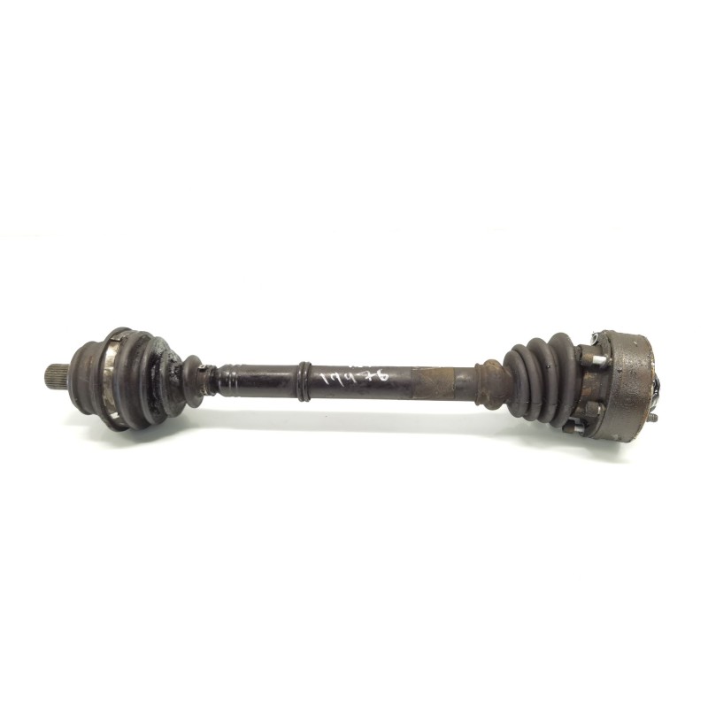 Left front axle Audi 80 B4 avant (8C5) | Becerril Scrap Yard Left front axle Audi 80 B4 avant (8C5) | Becerril Scrap Yard