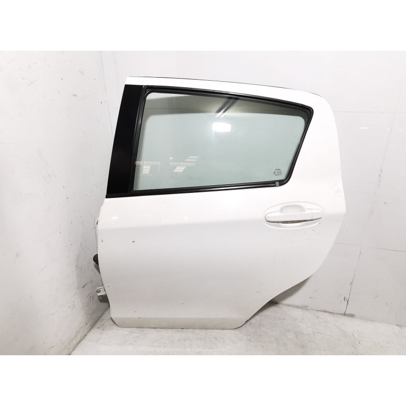 Left rear door Toyota Yaris (_P13_) | Becerril Scrap Yard Left rear door Toyota Yaris (_P13_) | Becerril Scrap Yard