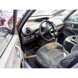 citroën xsara picasso del año 2000