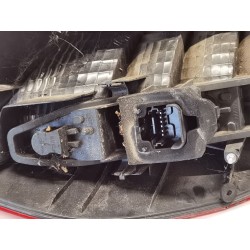 Recambio de piloto trasero derecho para renault scénic ii (jm0/1_) 1.5 dci (jm02, jm13) referencia OEM IAM 8200127702  