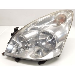 Left headlight Toyota Corolla verso (R1) | Becerril Scrap Yard