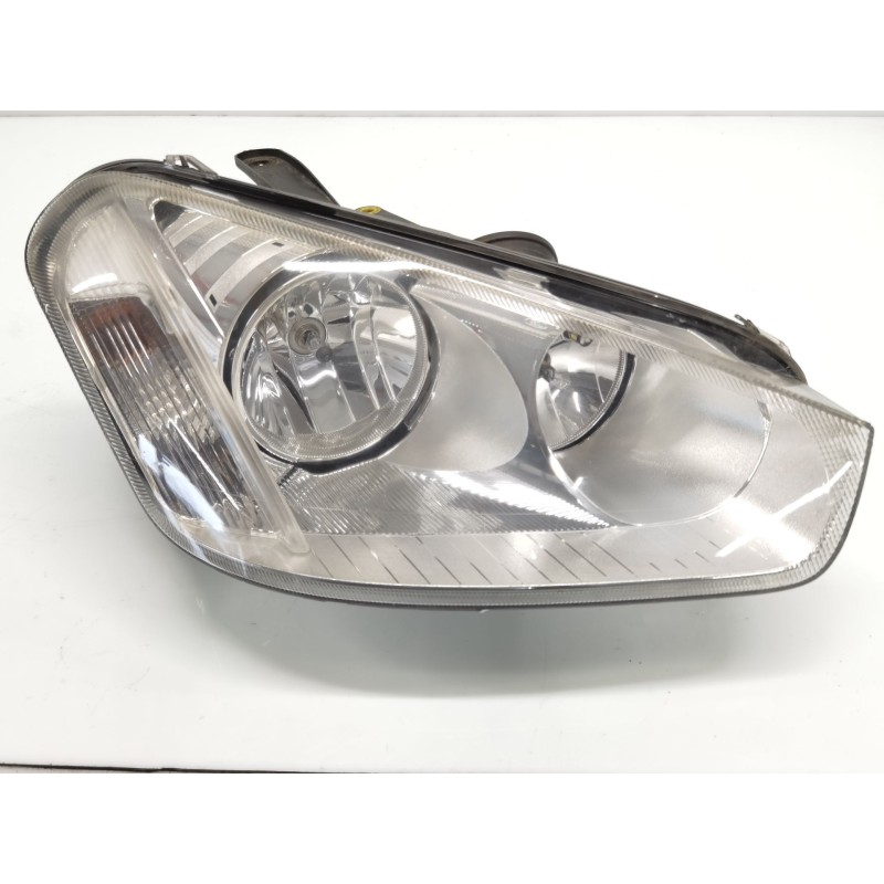 Right headlight Ford Focus C-max (cap) | Becerril Scrap Yard