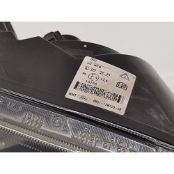 Right headlight Ford Focus berlina (cap) | Becerril Scrap Yard