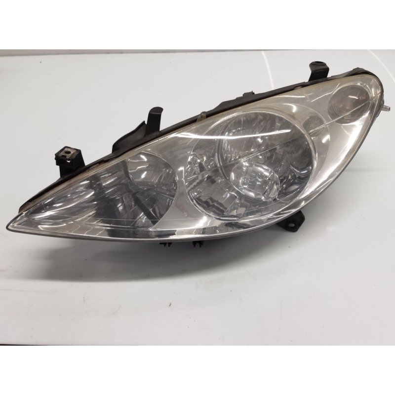 Recambio de faro izquierdo para peugeot 307 (s1) xr referencia OEM IAM 9641615380 Recambio de faro izquierdo para peugeot 307 (s1) xr referencia OEM IAM 9641615380