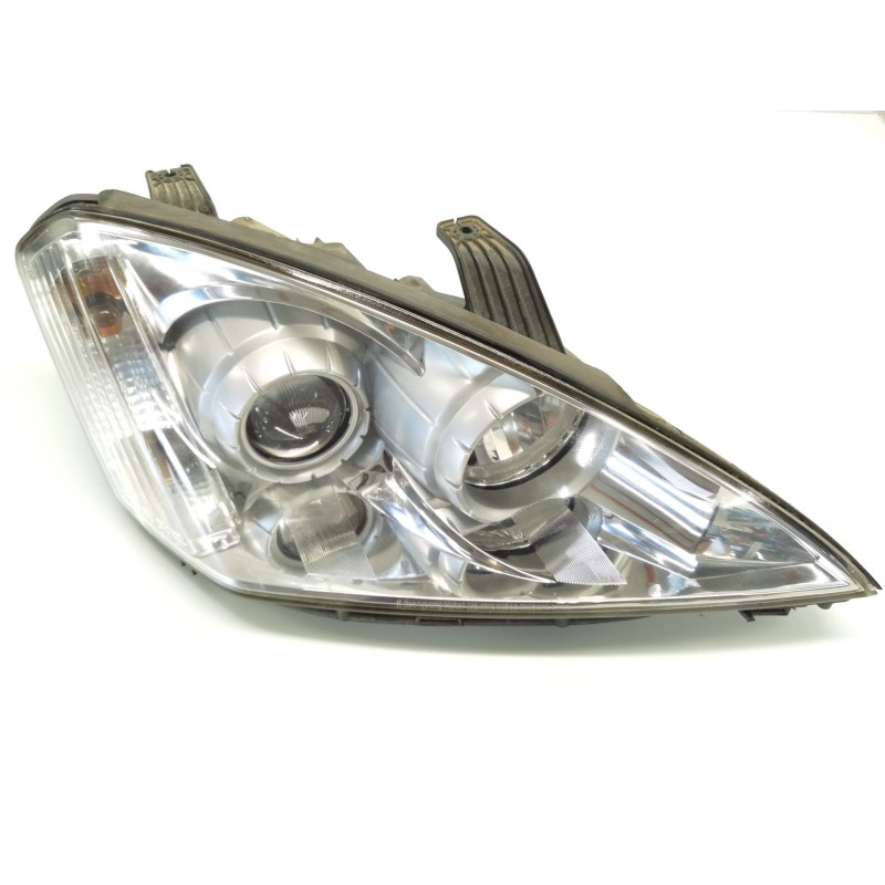 Recambio de faro derecho para ssangyong kyron referencia OEM IAM 8310209100  