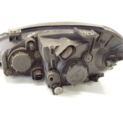 Recambio de faro derecho para ssangyong kyron 2.0 referencia OEM IAM 8310209100  