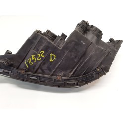 Recambio de faro derecho para ssangyong kyron 2.0 referencia OEM IAM 8310209100  