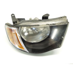 Right headlight Mitsubishi L 200 (KA0/KB0) | Becerril Scrap Yard