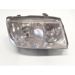 Right headlight Volkswagen Bora I (1J2) | Becerril Scrap Yard