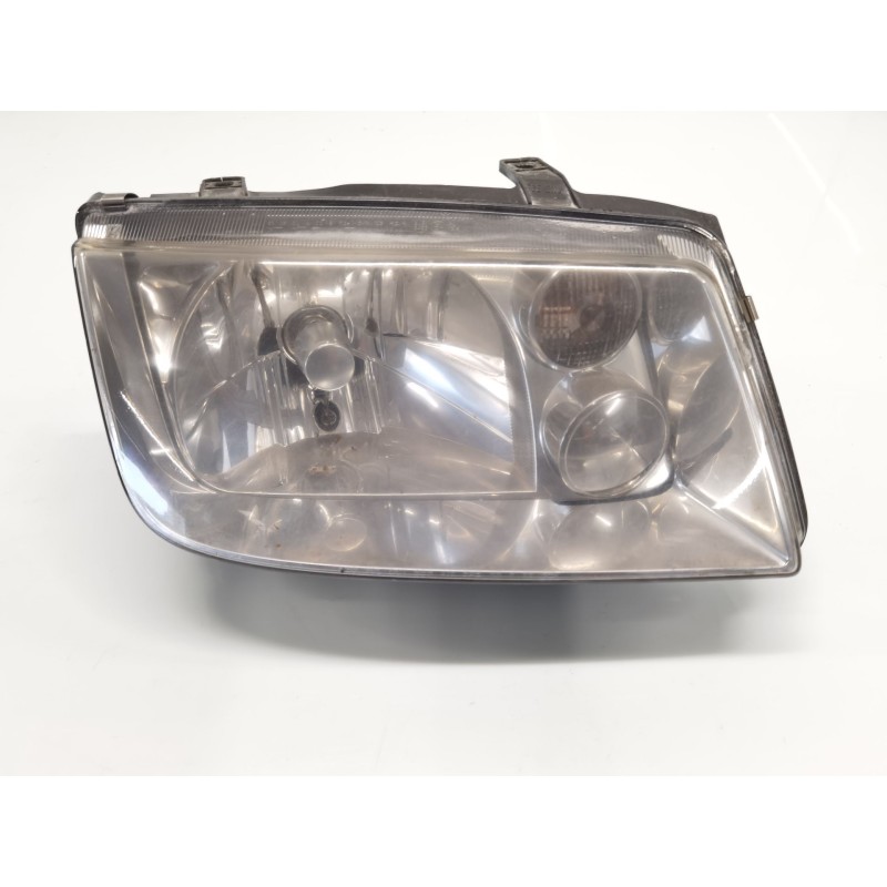Recambio de faro derecho para volkswagen bora i (1j2) 1.9 tdi referencia OEM IAM 1J5941018BE Recambio de faro derecho para volkswagen bora i (1j2) 1.9 tdi referencia OEM IAM 1J5941018BE