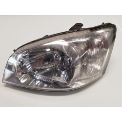 Recambio de faro izquierdo para hyundai getz (tb) 1.3 básico referencia OEM IAM 921101C010  