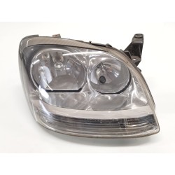 Right headlight Nissan Almera tino (V10M) | Becerril Scrap Yard