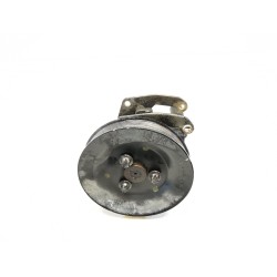 Power steering pump Vito furgoneta (W638) | Becerril Scrap Yard