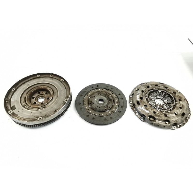 Recambio de kit de embrague para ford mondeo iii (b5y) 3.0 v6 24v referencia OEM IAM 124032310 / 324030410  