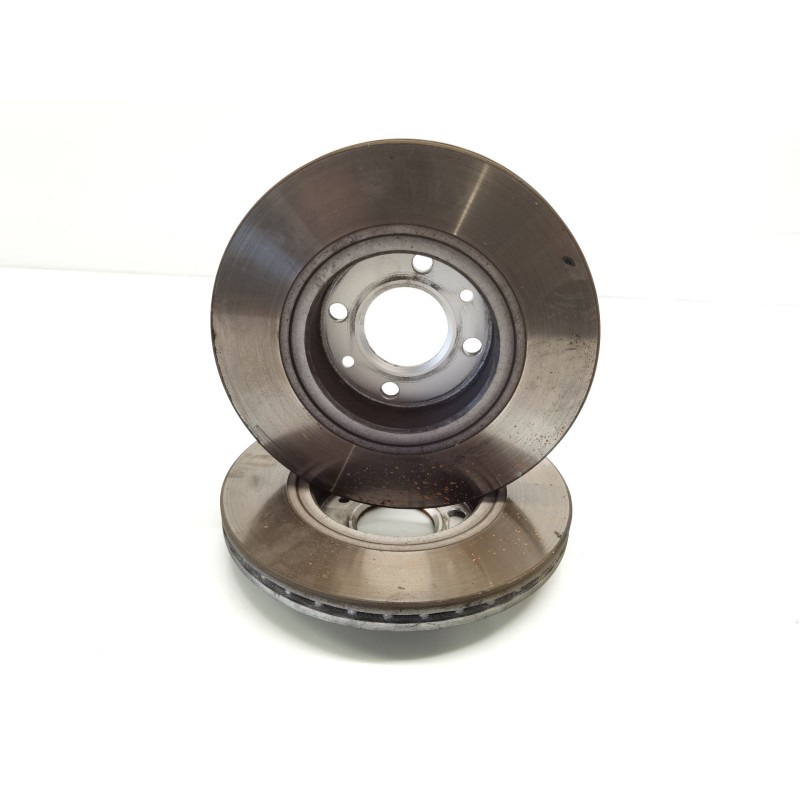Recambio de disco freno delantero para renault clio iii (br0/1, cr0/1) 1.5 dci (c/br0g, c/br1g) referencia OEM IAM   