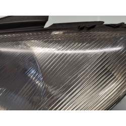 Farol esquerdo Peugeot 206 hatchback (2A/C) | Desguace Becerril