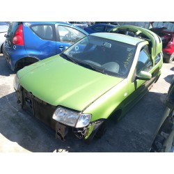 volkswagen polo berlina (6n2) del año 2001