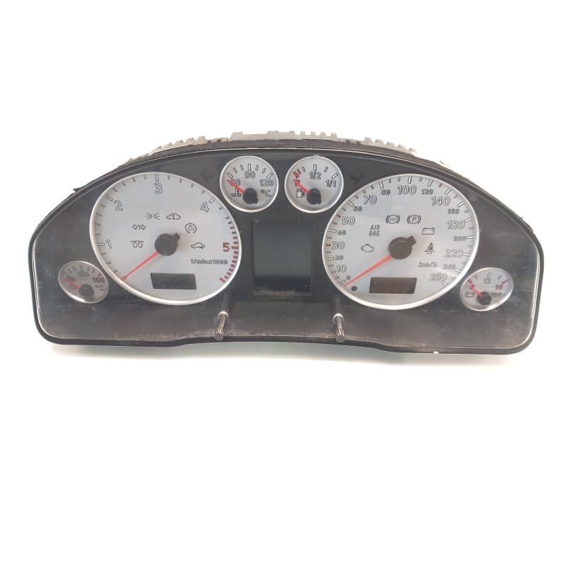Instrument cluster Audi A6 C5 avant (4B5, 4B6) | Becerril Scrap Yard Instrument cluster Audi A6 C5 avant (4B5, 4B6) | Becerril Scrap Yard