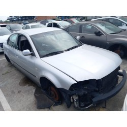 Elenco delle parti per Volkswagen passat berlina (3B3) Advance Gasolina dell'anno 2001 con motore AZM